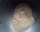 A picture of step 1 of Till chikki.