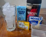Foto langkah ke 1 dari resep Creamy Iced Palm Sugar Latte.