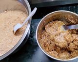 A picture of step 4 of Oats and Ground nut Laddu.