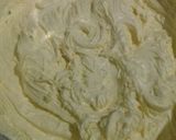 Foto langkah ke 1 dari resep Kue Semprit Bunga 1 Kg.