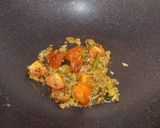 A picture of step 4 of Jhinge Aloo Posto.