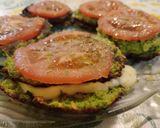 Foto del paso 4 de la receta: Medallones de cáscara de zapallitos verdes, avena y rellena de queso cremoso