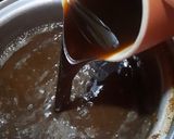 A picture of step 4 of Imli ki khatti meethi chutney.