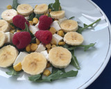 Foto del paso 3 de la receta: Ensalada verde con frutos rojos