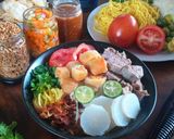 Foto langkah ke 7 dari resep Soto Mie Bogor Kuah Bening.