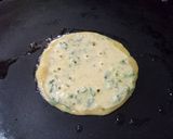 A picture of step 2 of Besan & Rava methi pancake.