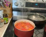 Foto del paso 7 de la receta: Pollo guisado Guatemalteco (Dificultad: Difícil😠¾) ⚠️⚠️ADVERTENCIA: Mira el medio del lado izquierdo 🙏🏻