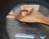 A picture of step 3 of Wheat flour Halwa.
