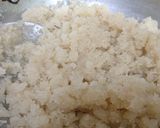 A picture of step 3 of तिरंगे नारियल के लड्डू.