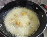 Foto langkah ke 7 dari resep Ayam Goreng Kremes.