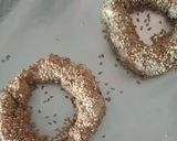 A picture of step 12 of Koulouri Thessalonikis/ Greek Sesame Bagels.