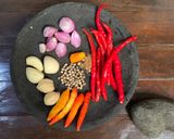Foto langkah ke 1 dari resep Ayam Rica - Rica.