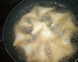 A picture of step 4 of Chicken samosa.