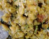 A picture of step 3 of French beans with methi.