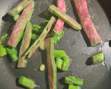 Foto del paso 2 de la receta: Arroz con hígados de conejo