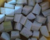 A picture of step 1 of Cauliflower in Lauki Gravy.