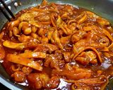 Hình bước làm 4 của món Chảo gà phomai Hàn Quốc