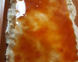 A picture of step 5 of Sweet and Sour Pizza.