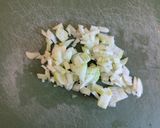 法式烤蛋盅佐櫛瓜 (oeuf cocotte aux courgettes)的食譜步驟1照片