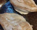 Foto del paso 1 de la receta: Pechuga de pollo con dos salsas