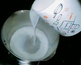 A picture of step 2 of Karak doodh pati.