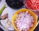 A picture of step 1 of Baingan ka Bharta.