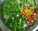 A picture of step 1 of Cheesy Maggi vegetable cake.