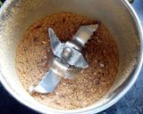 A picture of step 2 of Achari aloo parwal.