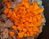 Foto del paso 3 de la receta: Estofado de ternera a la antigua