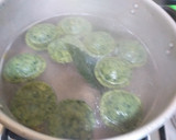 Foto del paso 8 de la receta: Sorrentinos de kale rellenos con carne (posta rosada)