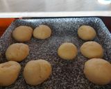 Fokhagymás tejfölös sajtos bagett recept fázis 2 fotója