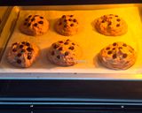 Foto langkah ke 5 dari resep Honey Oat Strawberry Soft Cookies.
