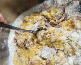 Foto del paso 2 de la receta: Torrejas de papa con atún