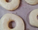 Foto langkah ke 3 dari resep Donat maizena.
