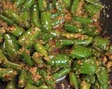 हरी मिर्च का अचार (hari mirch ka achar recipe in Hindi) रेसिपी चरण 4 फोटो