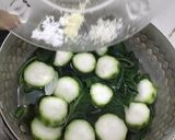 Foto langkah ke 4 dari resep Sayur Bening Bayam Oyong.