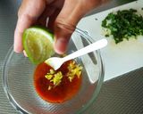 Foto langkah ke 1 dari resep Chicken fillet sweet garlic hot sauce.