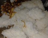 รูปขั้นตอนการทำที่ 4 ของ ข้าวผัดไก่ใส่กุ้งแห้ง
