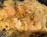 A picture of step 6 of Mussels Shrimps with Egg Sour Fried Rice Noodles.