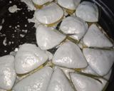 Foto langkah ke 3 dari resep Apam Nasi Bunga Telang.
