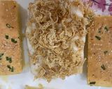Hình bước làm 5 của món Bánh bông lan castella chà bông sốt dầu trứng