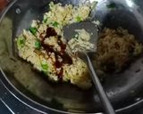 Foto langkah ke 4 dari resep Nasi goreng bento simple.