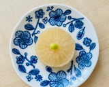 A picture of step 4 of Simmered Radish.
