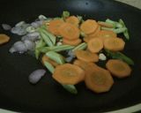 Foto langkah ke 2 dari resep Capcay Goreng.