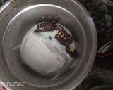 A picture of step 2 of Chocolate Shake with Ice Cream.