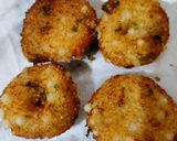 A picture of step 3 of Kodo Millet Dahivada.