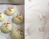 A picture of step 14 of Wagashi "Komug-Manju" Ume (Plum flower).