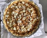 Une image de l'étape 4 de Tarte aux pommes chèvre miel et feta.