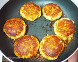 A picture of step 3 of Soya patty burger....full of protein.