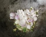 A picture of step 5 of Veg manchurian.